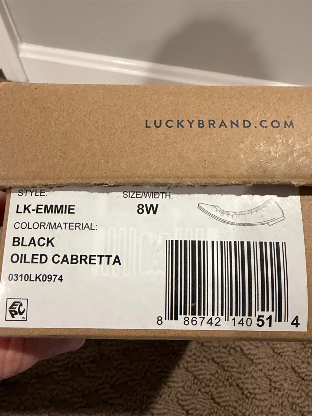 Lucky Brand Black Leather Round-Toe Ballet Flats (LK-EMMIE)
